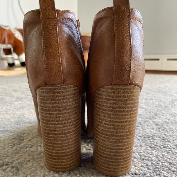 Booties - Picture 3 of 4